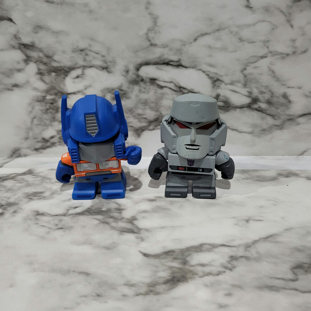 Transformers Loyal Subjects figures